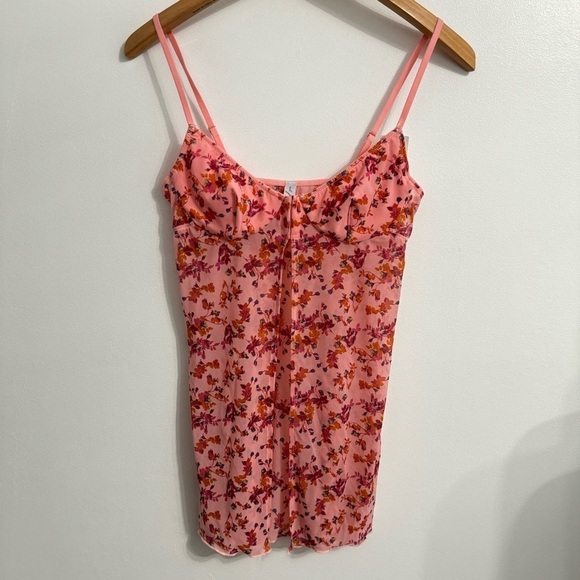 NWT Out From Under Carly Girl Crush Longline Flyaway Cami size medium - Picture 5 of 16